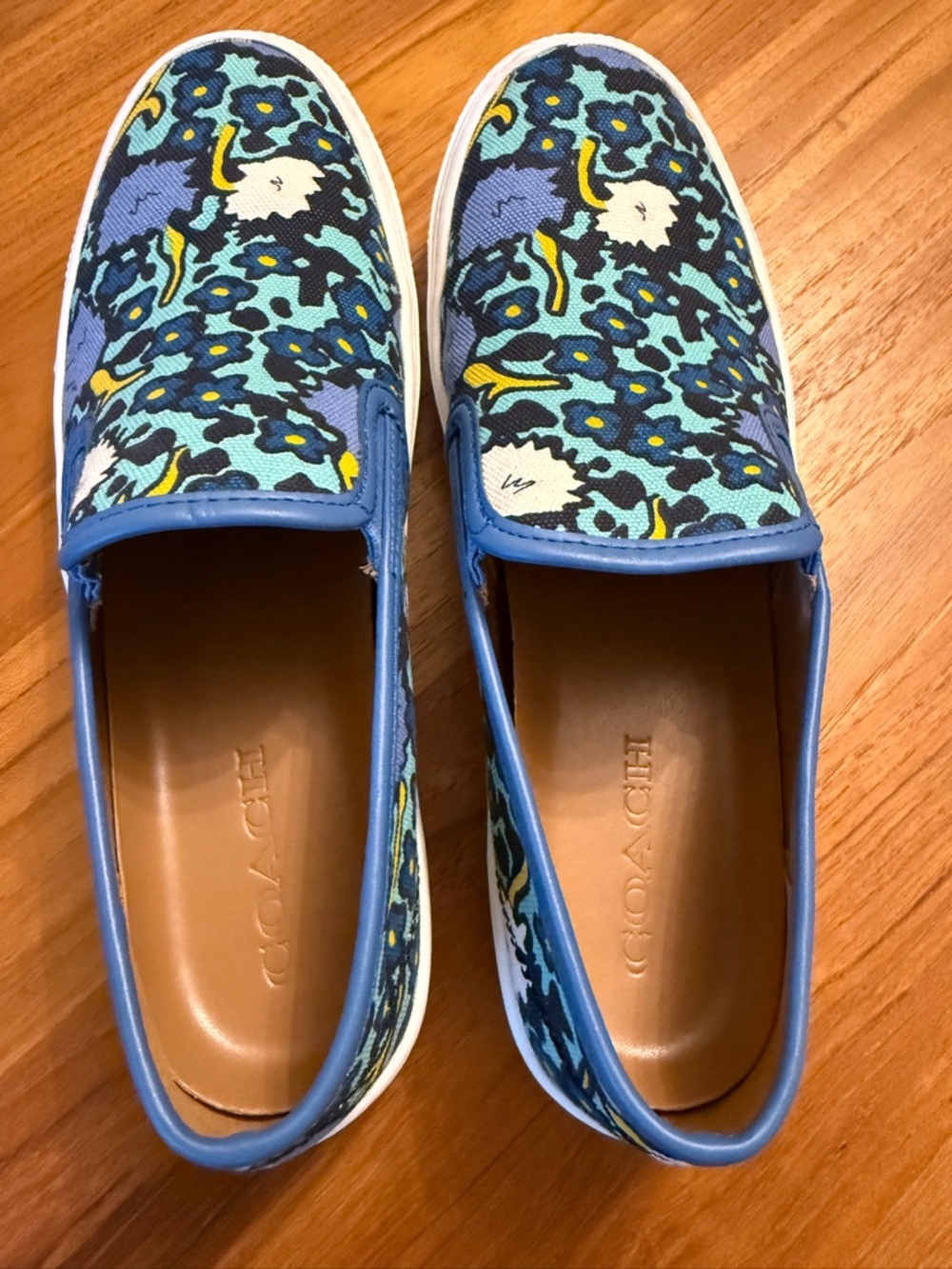 Coach Women's Blue Floral Slip-On Sneakers - Size 9.5